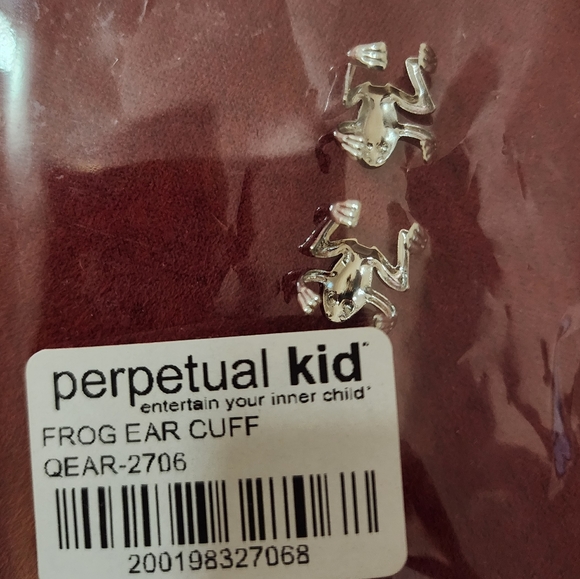 Ear cuffs, frogs free, with purchase - Picture 2 of 2